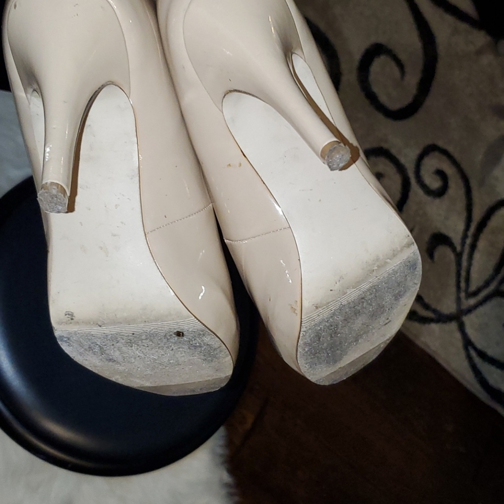 Nude heels 👠 - Picture 5 of 6